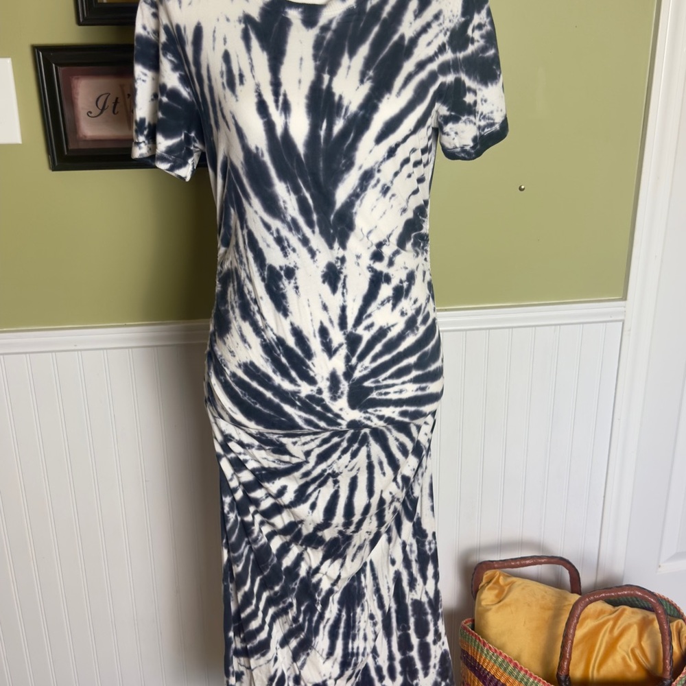 DKNY Black and White Tie-Dye Midi Dress